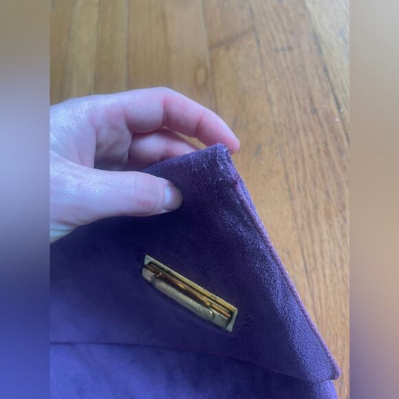 70s Vintage Purple Ultra Suede Purse w Chain Strap - Picture 9 of 13